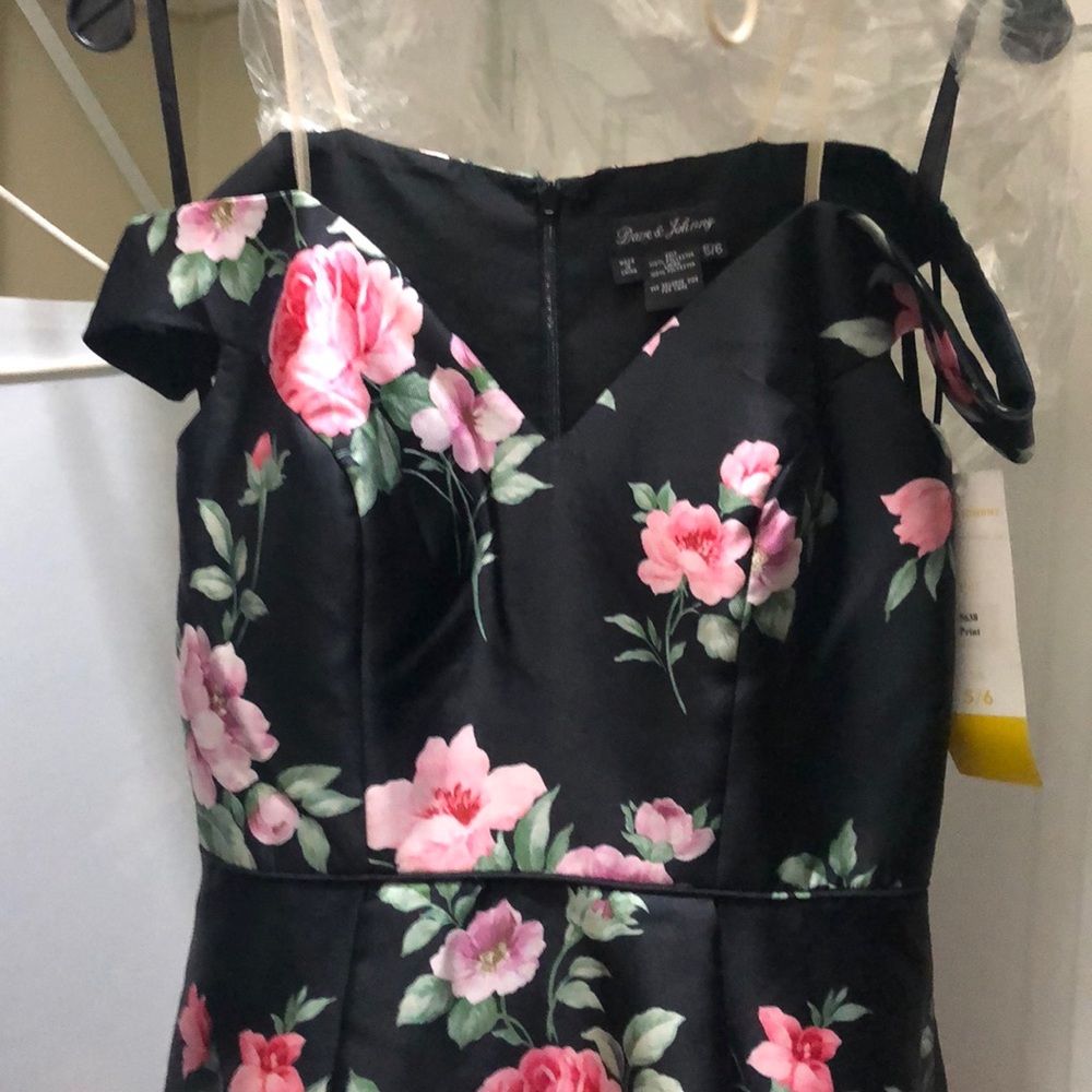 New off shoulder homecoming dress!! Size 5/6!!!